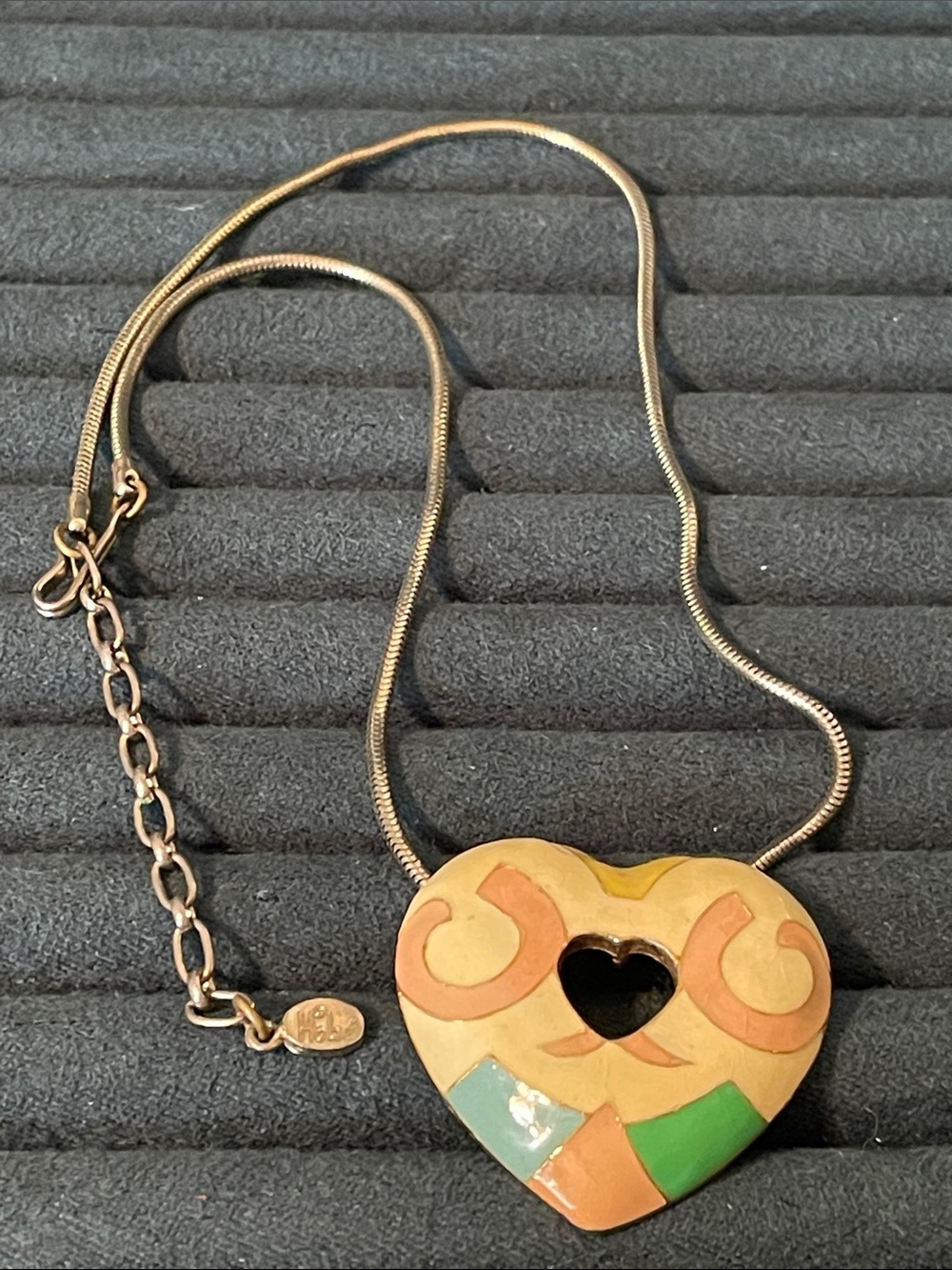 Vintage Hobe Pastel Enamel Geometric Heart Pendant Necklace - Picture 5 of 7